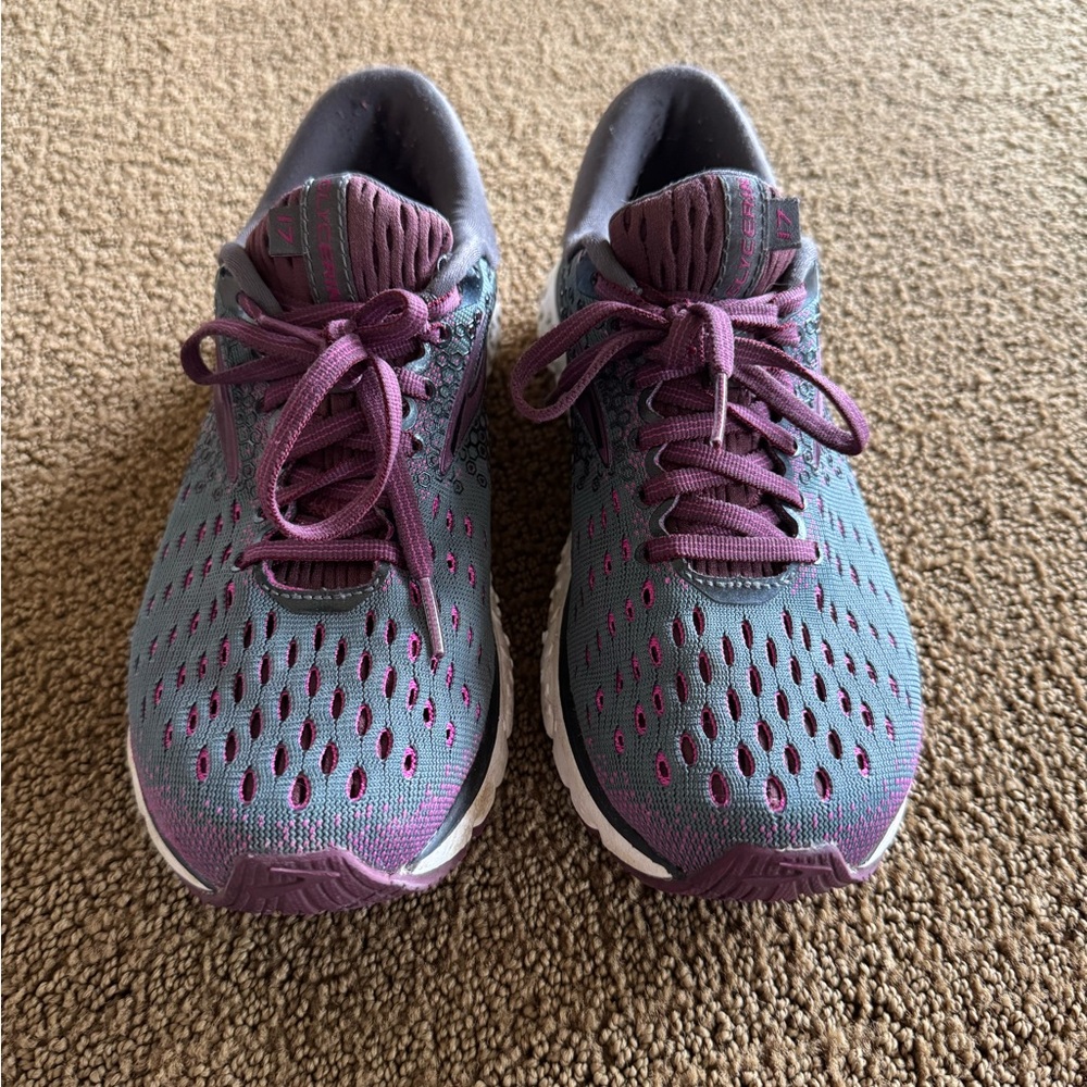 Brooks Glycerin Purple and Gray Athletic Shoes Lightweight Mesh